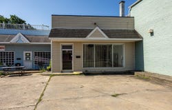 30 E MAIN ST, LURAY, VA 22835