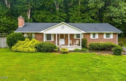 227 Fairway Drive, LaFollette, TN 37766