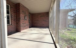 1207 Raymond Ct, Boonville, MO 65233