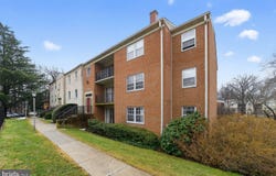 868 COLLEGE Parkway, ROCKVILLE, MD 20850