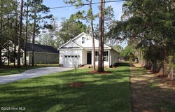 253 Sycamore Road, Southport, NC 28461