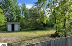11803 E Millbrook Road, Shepherd, MI 48883