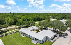 39 Lake Forest Place, Palm Coast, FL 32137
