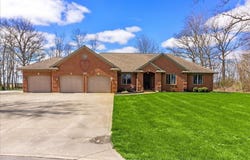 13265 Whitefeather Trail, Anna, OH 45302