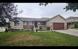 1984 N 2645 W, Clinton, UT 84015
