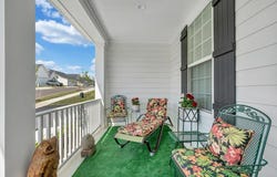 2141 Kings Walk DR NE, Roanoke, VA 24012