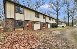 4298 S Main Street, Akron, OH 44319