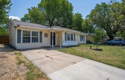 3628 Glenda Street, Haltom City, TX 76117