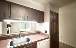 18 Highwood Dr, Franklin, MA 02038