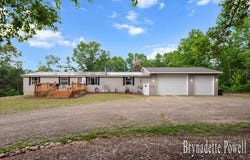 17122 Kent Avenue, Morley, MI 49336