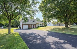 9013 Linwood Rd, Leroy, NY 14482