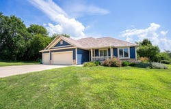 900 N S Court, Indianola, IA 50125