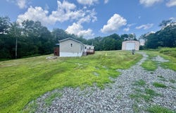 5905 State Route 171, Union Dale, PA 18470