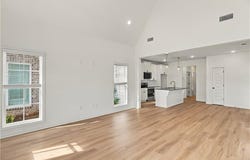 1042 HUNTERS Way, OPELIKA, AL 36801