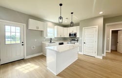 31 Governors Circle, Poplarville, MS 39470