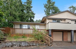 430 E HEREFORD ST, Gladstone, OR 97027