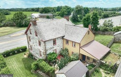 4415 W MARKET STREET, YORK, PA 17408