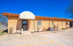 250 W Main St, Kerrville, TX 78028