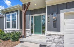 1632 N 157th Lane, Basehor, KS 66007