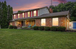 486 Charing Cross Drive, Grand Blanc, MI 48439