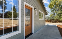 160 E FIFTH AVE, Sutherlin, OR 97479