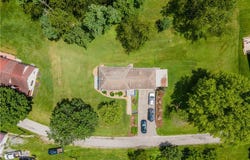 8 Leasure Way, Cecil, PA 15321
