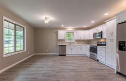1031 Delano, Poplar Bluff, MO 63901