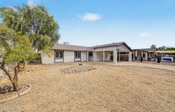 8861 W WELDON Avenue, Phoenix, AZ 85037