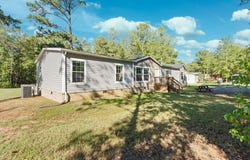 89 Ridge Road, Seale, AL 36875