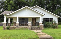 207 E Cedar Street, Calvin, OK 74531