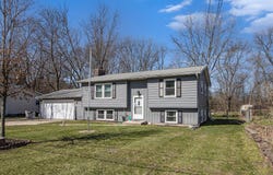 20259 Pine Lake Road, Battle Creek, MI 49014