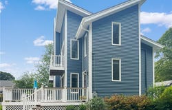 34 Beach Plum Road, Narragansett, RI 02882