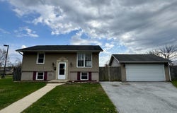 4415 S Churchill Drive, Richton Park, IL 60471