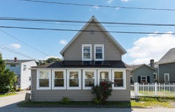 25 Broadway, East Lyme, CT 06357