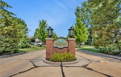 18419 N Winding Oak Drive, Middleburg Heights, OH 44130
