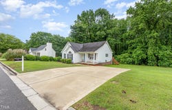 110 Oak Park Drive, Benson, NC 27504