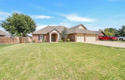 3808 Heritage Trail, Altus, OK 73521