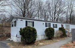 399-401 S Main Street, Laconia, NH 03246