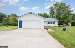 9 HOWARD DRIVE, EAST BERLIN, PA 17316