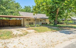 207 N Oneil Street, Alvord, TX 76225