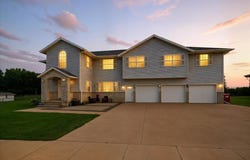 619 Sal Avenue, Dunkerton, IA 50626