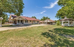 401 S 4th Street, Crandall, TX 75114