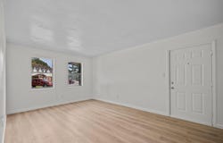 110 Ravenwood Drive, Jacksonville, NC 28546