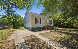 10 Brentwood Drive, Hampton, VA 23669
