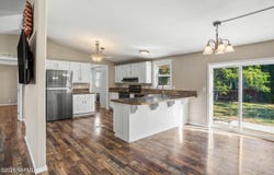 2821 S 87th Ave, Yakima, WA 98903