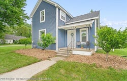 903 E State Street, St. Johns, MI 48879