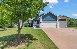 1826 N Columbine Cir, Andover, KS 67002