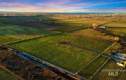 10160 W Clear View Ln, Emmett, ID 83617