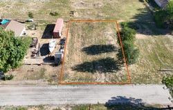 Ashtree Drive, Lake Hughes, CA 93532