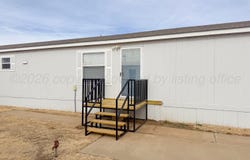 1141 Perry St, Pampa, TX 79065